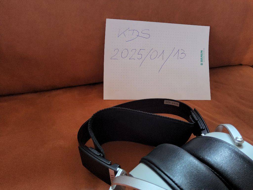 SR009 plus adresse.jpg